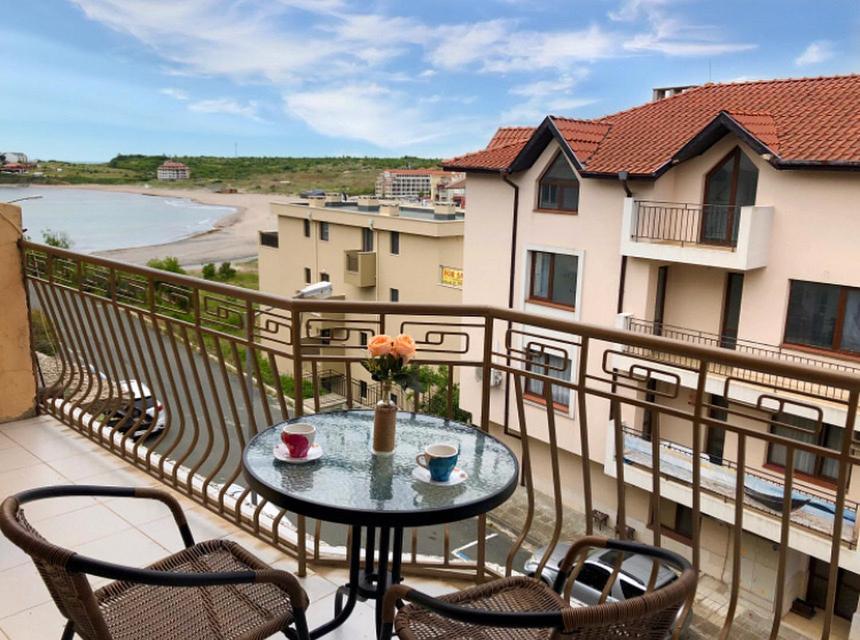 "Калоянови" Hotel Tsarevo Exterior photo